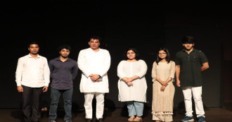 दिल्ली में 'गांधी दर्शन नाटक' प्रतियोगिता आयोजित, पीजीडीएवी कॉलेज ने प्रथम स्थान प्राप्त किया